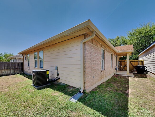 Building Photo - 1719 Joy Spring