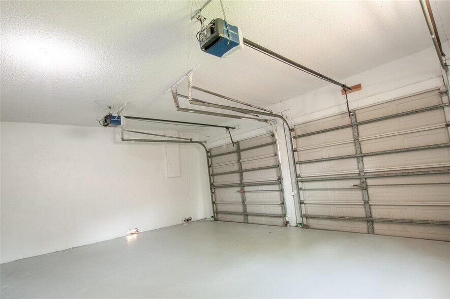 Building Photo - 170 NW 207th Way