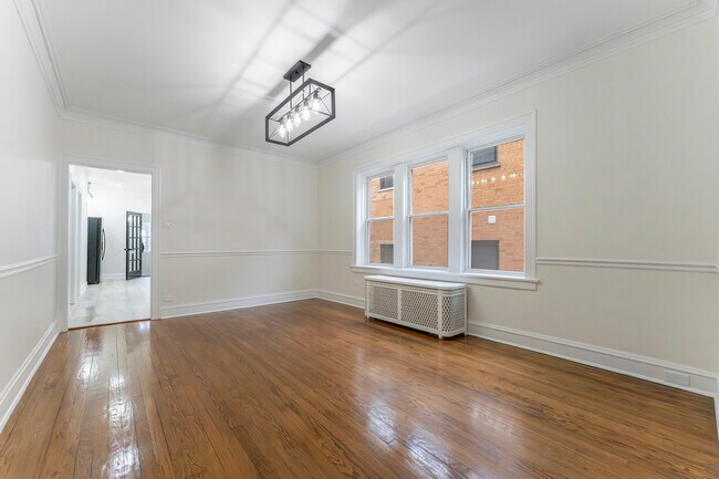 Building Photo - 1027 N Harlem Ave