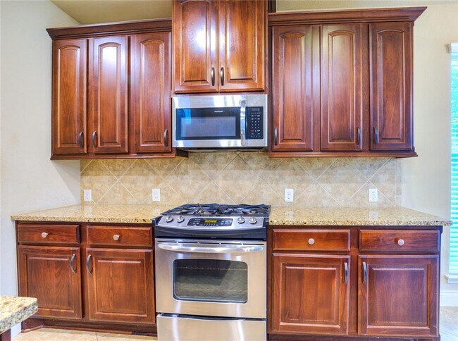 Building Photo - 16810 Bonnyton Dr