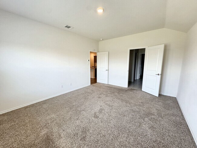 Building Photo - 3/2 in Magnolia Master Planned Community!
