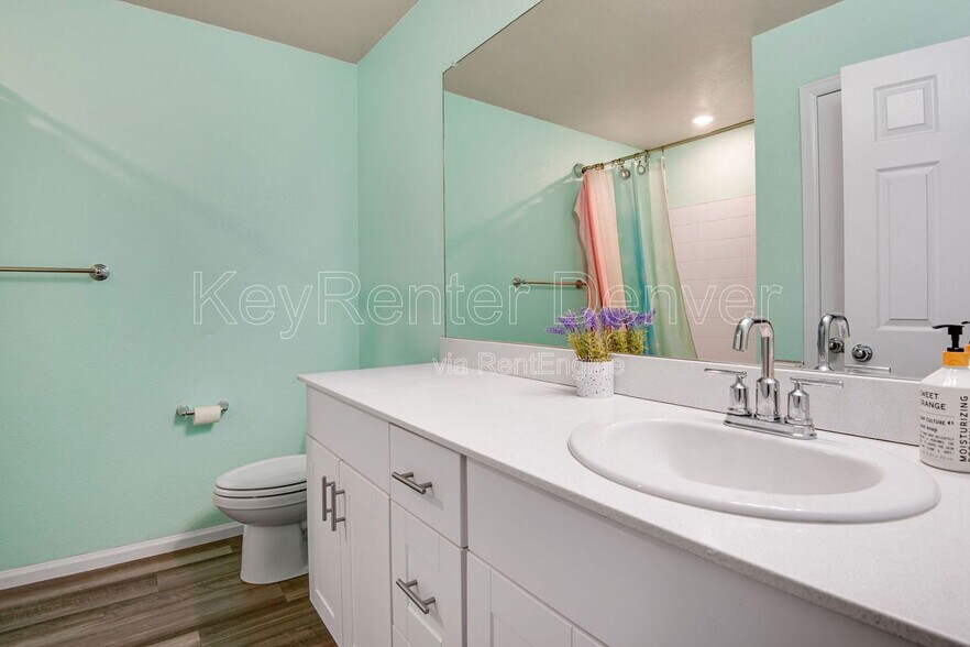 Building Photo - 18320 E Mississippi Ave