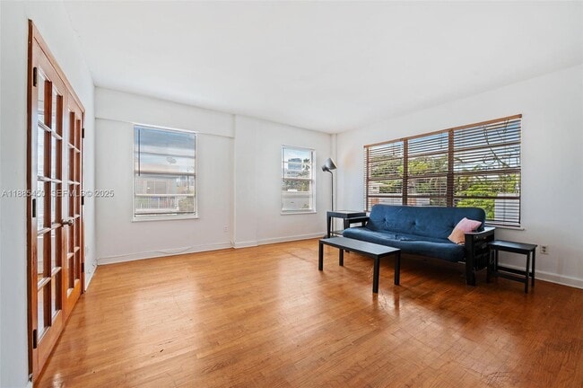 Building Photo - 1200 Euclid Ave