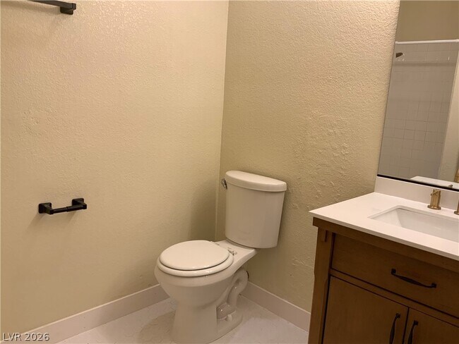 Building Photo - 216 Red Cloud Terrace