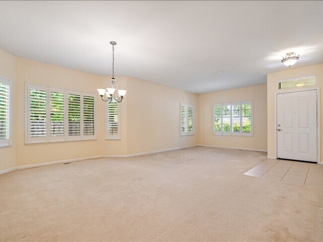 Building Photo - 9759 Dawn Way