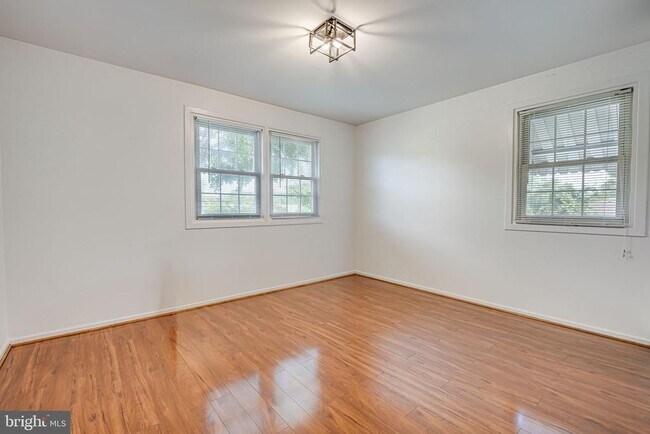 Building Photo - 5924 Cauba Ct