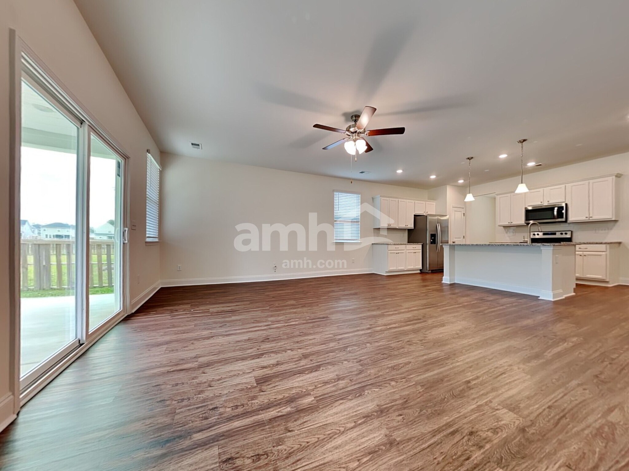 Building Photo - 322 Azore Way