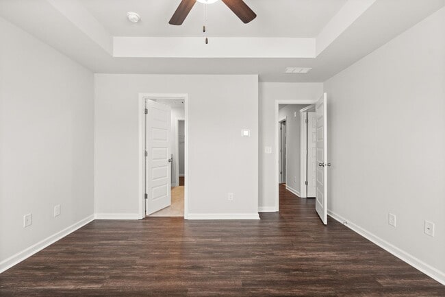 Building Photo - 4 Bed 2.5 Bath home in Gainesville!