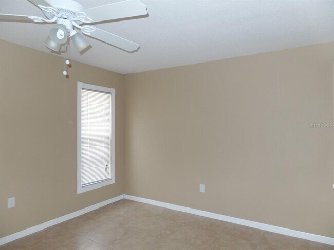 Building Photo - 8338 Fishhawk Ave