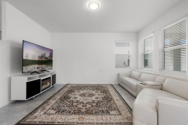 Building Photo - 6458 Pine Warbler Wy