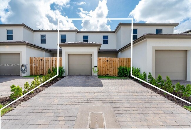 Building Photo - 26480 SW 148th Ct