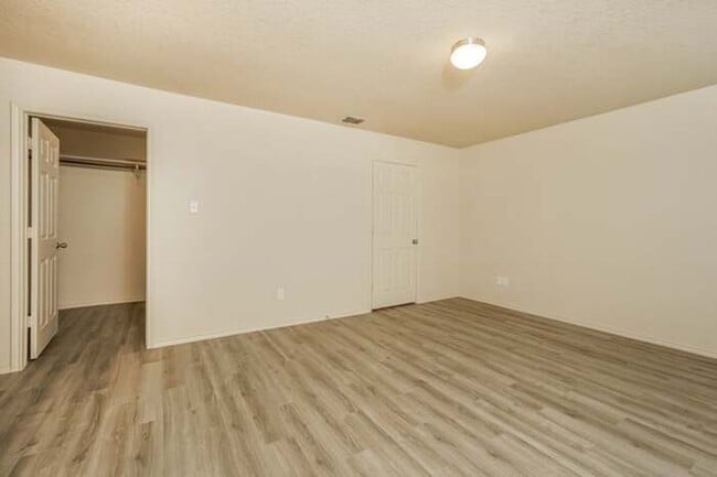 Building Photo - 8911 Ashley Wilkes