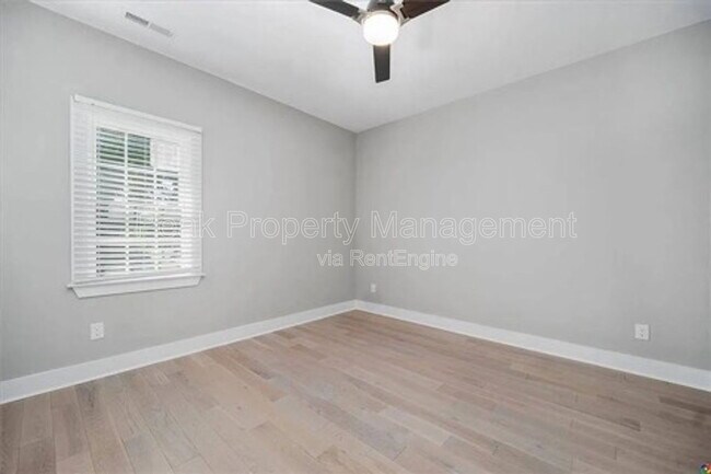Building Photo - 1203 N 19th St