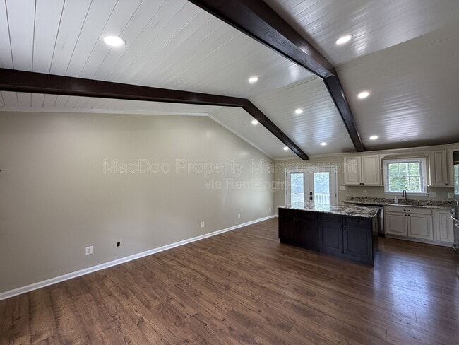 Building Photo - 17493 American Way