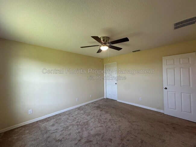 Building Photo - 172 Primrose Dr