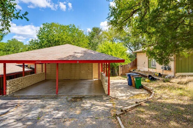 Building Photo - 2900 Northeast Dr