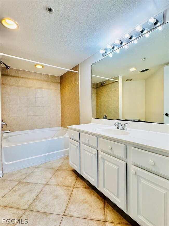 Building Photo - 4127 Residence Drive