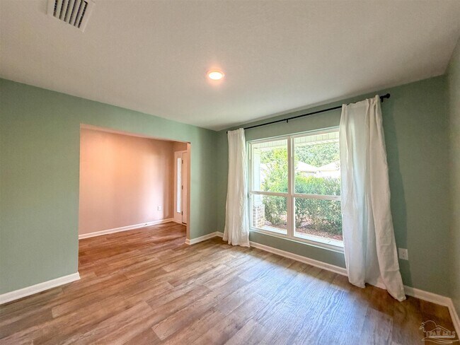 Building Photo - 7305 Lakeside Oak Ct