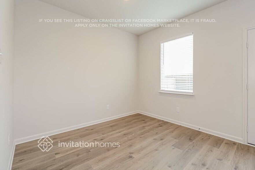 Building Photo - 10017 Pilot Pl