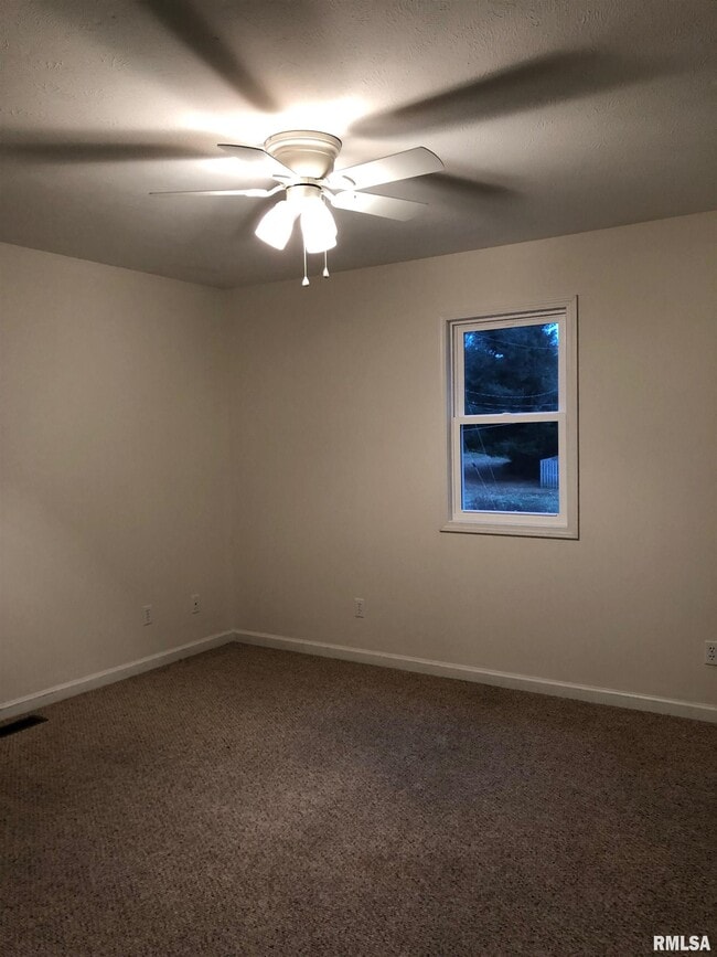 Building Photo - 83 Marchelle Ave