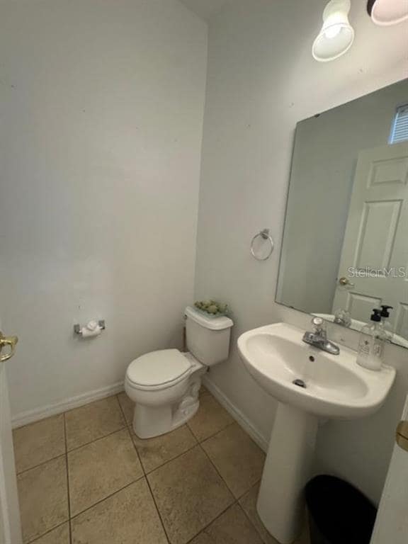 Building Photo - 5160 Regatta Dr