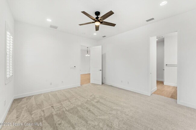 Building Photo - 3168 Avalonia Dr