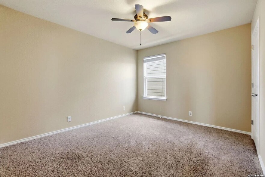 Building Photo - 8826 Palmetto Fls