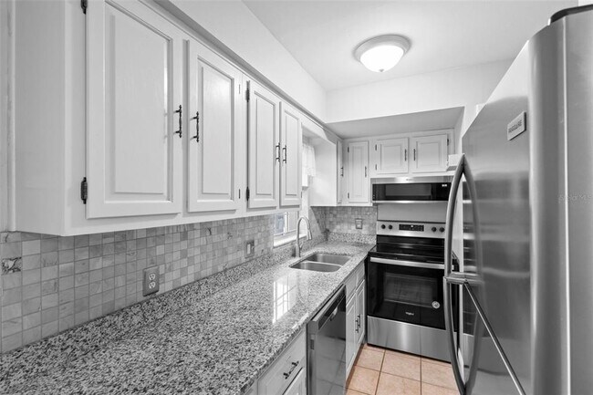 Building Photo - 5126 St Charles Ln