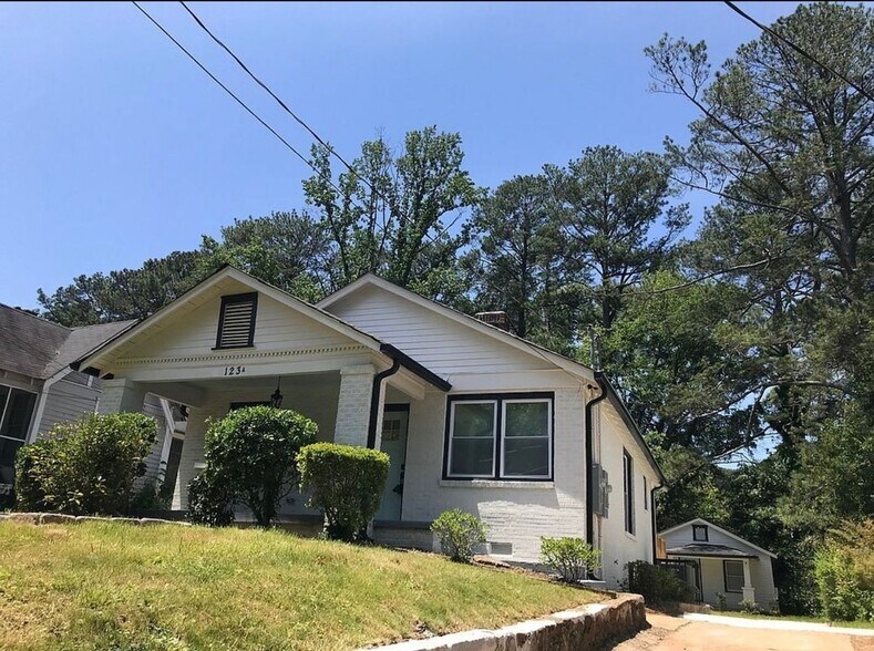 Building Photo - 123 Chicamauga Ave SW