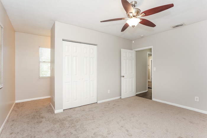 Building Photo - 6517 Sunset Dr