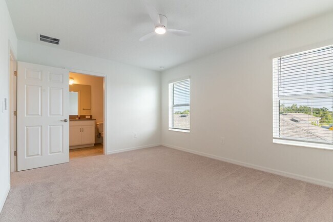 Building Photo - Brand New 3-Bed 2.5-Bath Town Home with La...