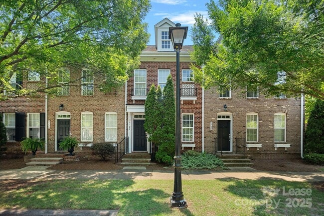 Building Photo - 9724 Longstone Ln