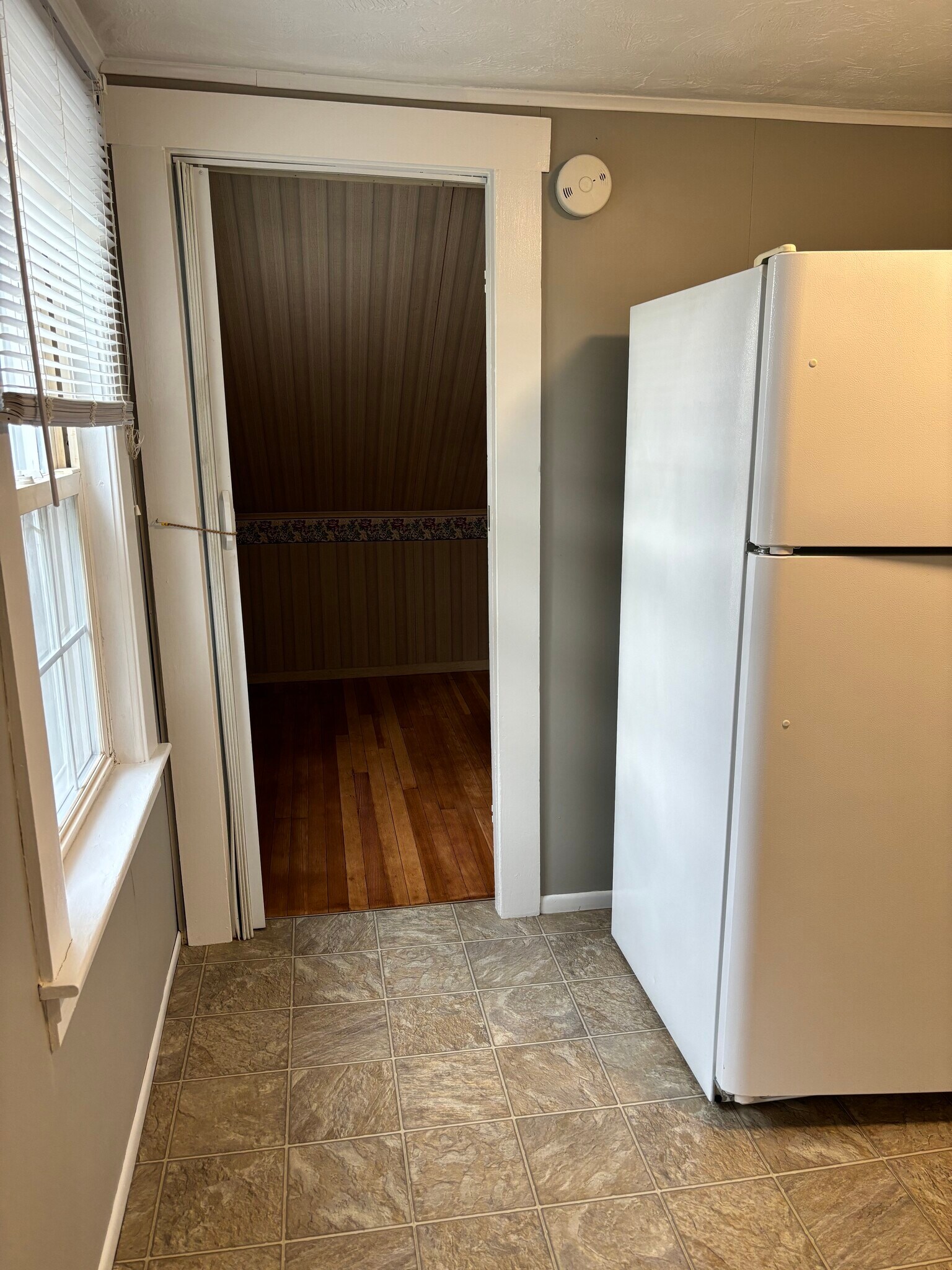 Building Photo - 72 Hoover St