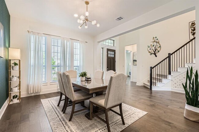 Building Photo - 4912 Risana Bend