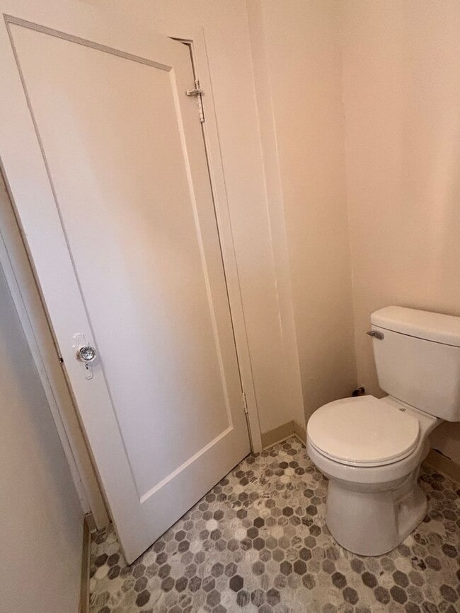 Building Photo - Thurman Family LTD Partnership