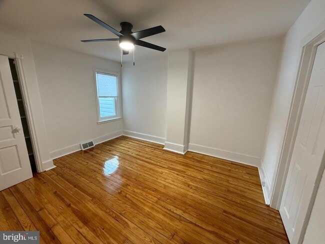 Building Photo - 601 Hawley St