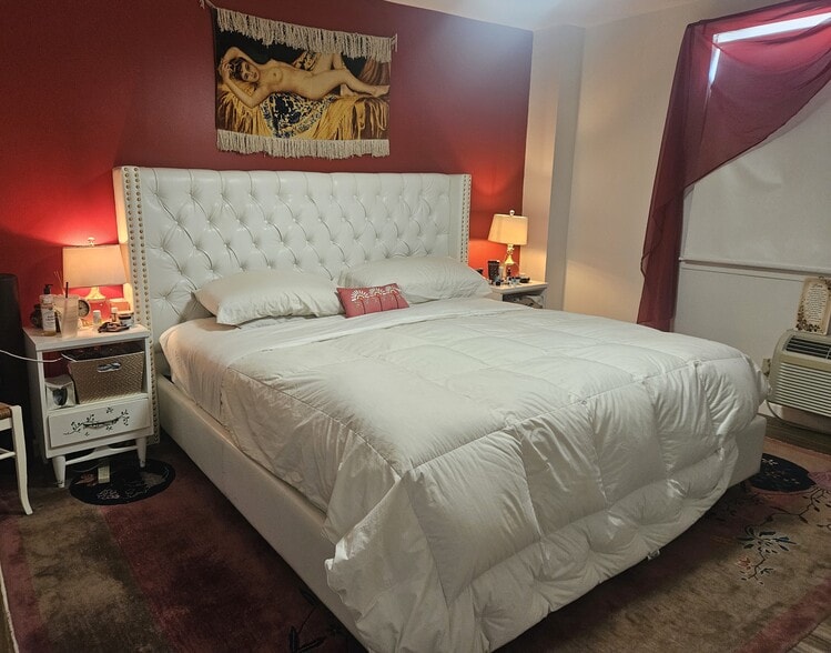 Bedroom - 2 Richmond Rd