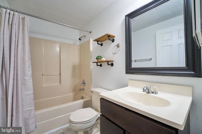 Building Photo - 1786 Jacobs Meadow Dr