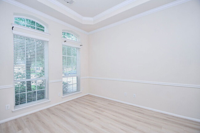 Building Photo - 11819 De Palma Ln