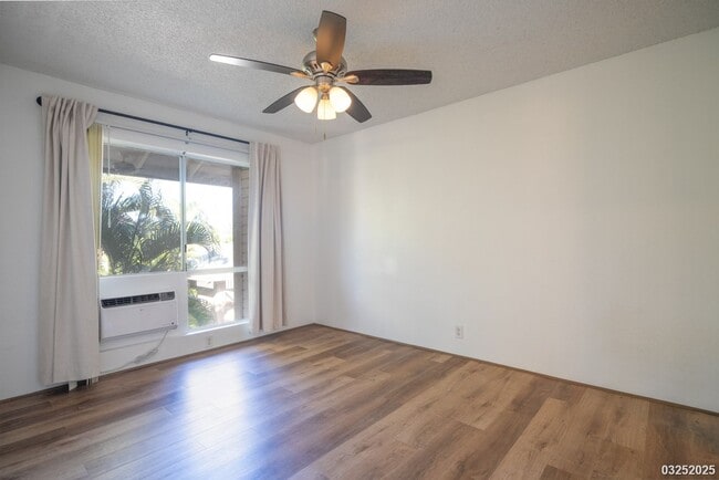 Building Photo - $2,900 / 2 BED / 1.5 BATH / 2 PARKING Condo in Ewa Gentry