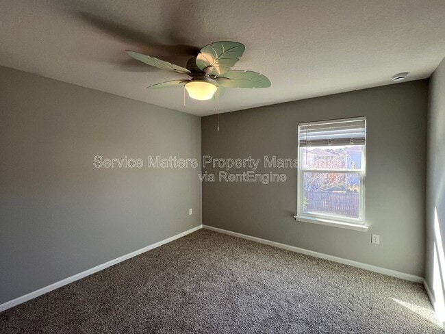 Building Photo - 5881 Old Plantation Court