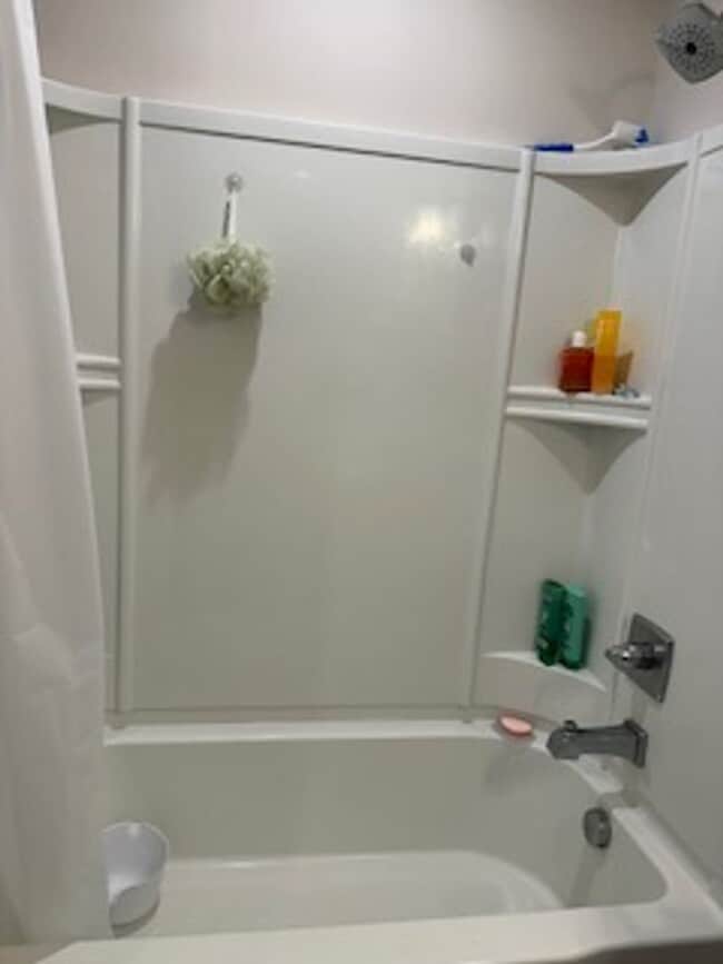 Building Photo - Chesapeake-Townhouse-Cardinal Meadows-3BR-2.5BA-1 Car Garage