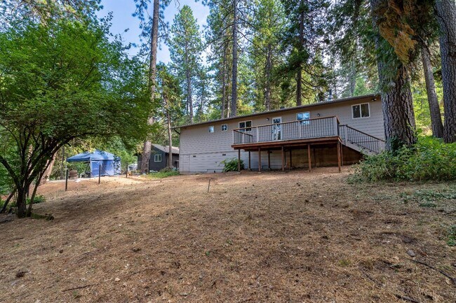 Building Photo - 10752 Footwall Dr