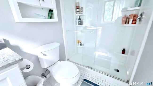 Building Photo - 507 Mill Pond Dr
