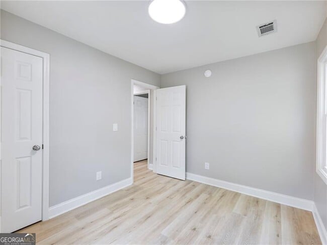 Building Photo - 2862 Argyle Dr NW