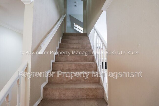 Building Photo - 3702 E 85th Pl