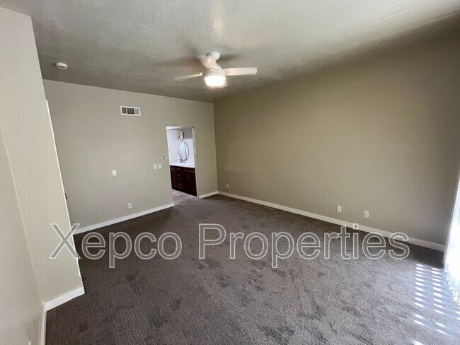 Building Photo - 41737 Armanac Ct
