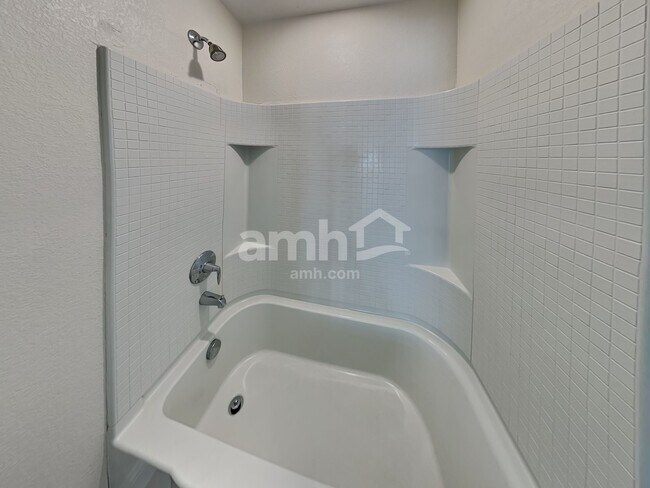 Building Photo - 12749 Ventana St