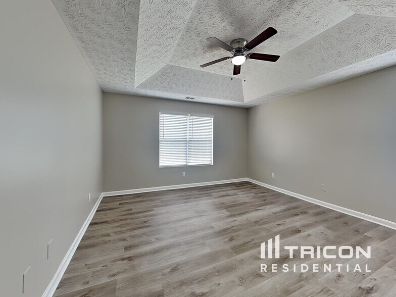 Building Photo - 140 Avery Dr