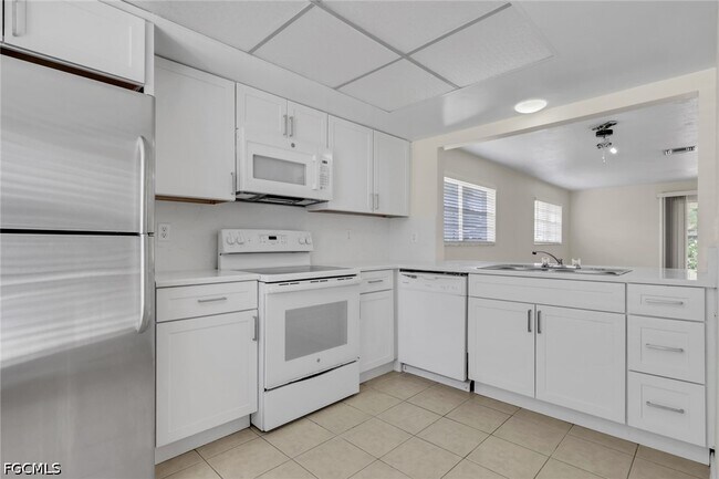 Building Photo - 1628 Orchid Blvd